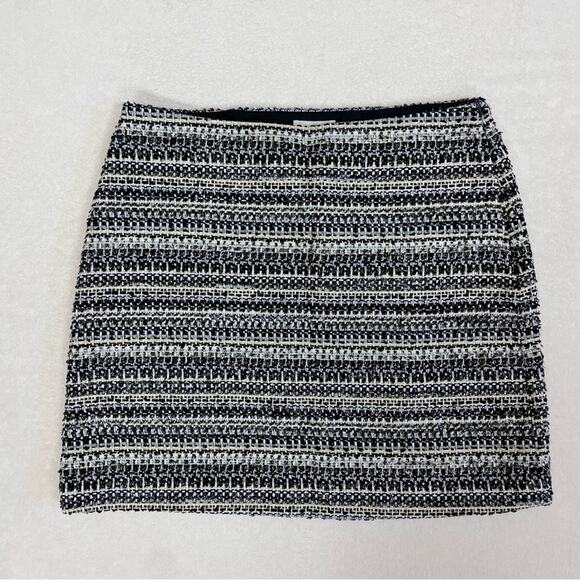 LOFT Dresses & Skirts - NWT New Loft Tweed Skirt Size 10